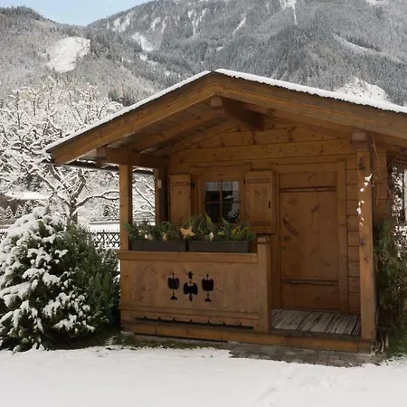 Konukevi Gaestehaus Margareta 3*
