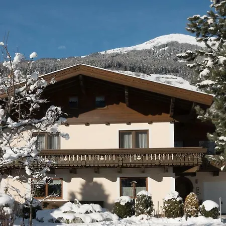 Konukevi Gaestehaus Margareta Wald im Pinzgau